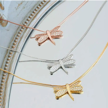 Vue générale Collier Pendentif Libellule Scintillement Doré Couleur