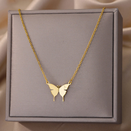Vue détaillée Collier Aile de Papillon - Murmure Doré - Choississez votre initiale !