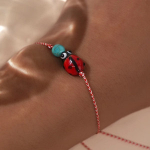 Vue Portée Bracelet Coccinelle Ruban Rouge