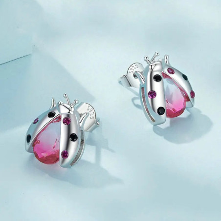Vue générale Boucles d'oreilles Coccinelle 'Princesse Rosée'