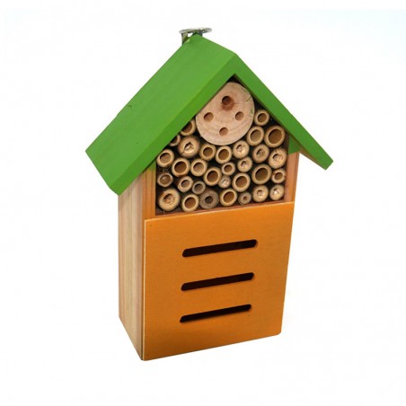 test dortoir maison d'abeille en bois peinte en vert