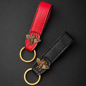 Portachiavi Ape "Eleganza Reale" - Lusso e Raffinatezza
