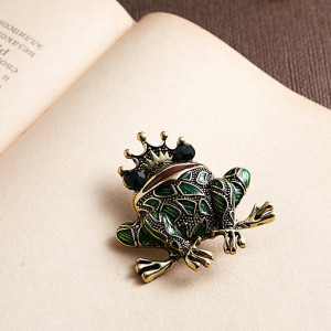 Broche Grenouille Couronne de la Forêt