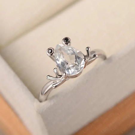 Magnifique Bague Grenouille "Crystal Pond"