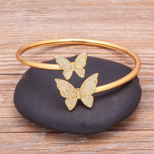 Bracelet Papillon Ouvert Doré Élégance Cristalline
