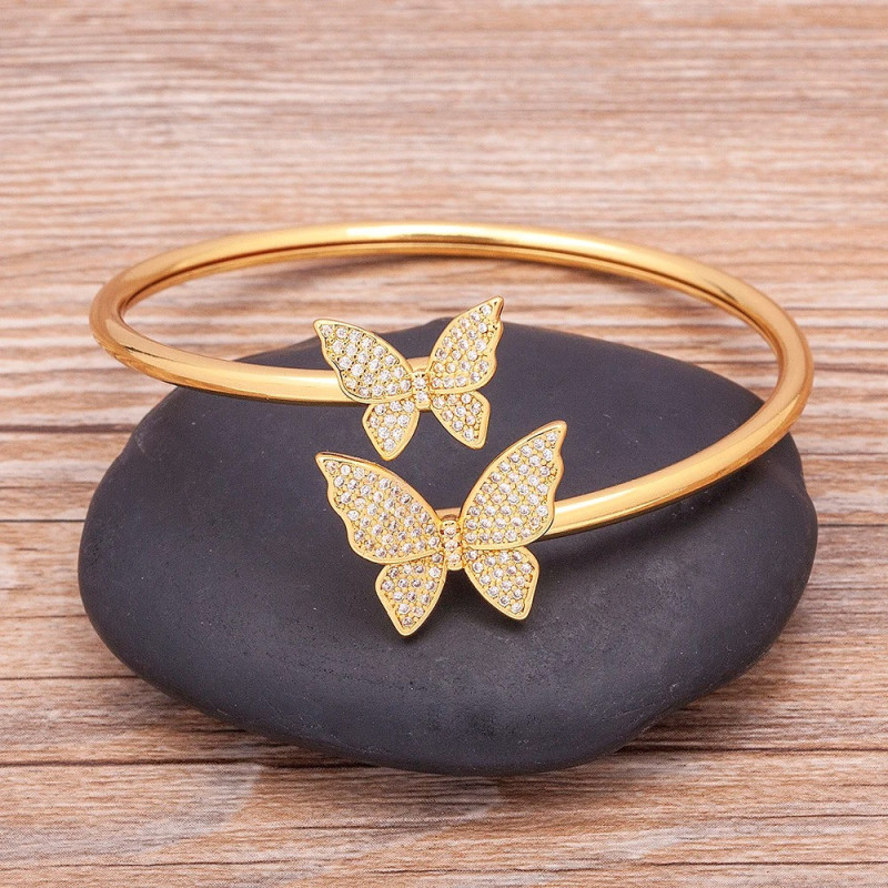 Bracelet Papillon Ouvert Doré Élégance Cristalline