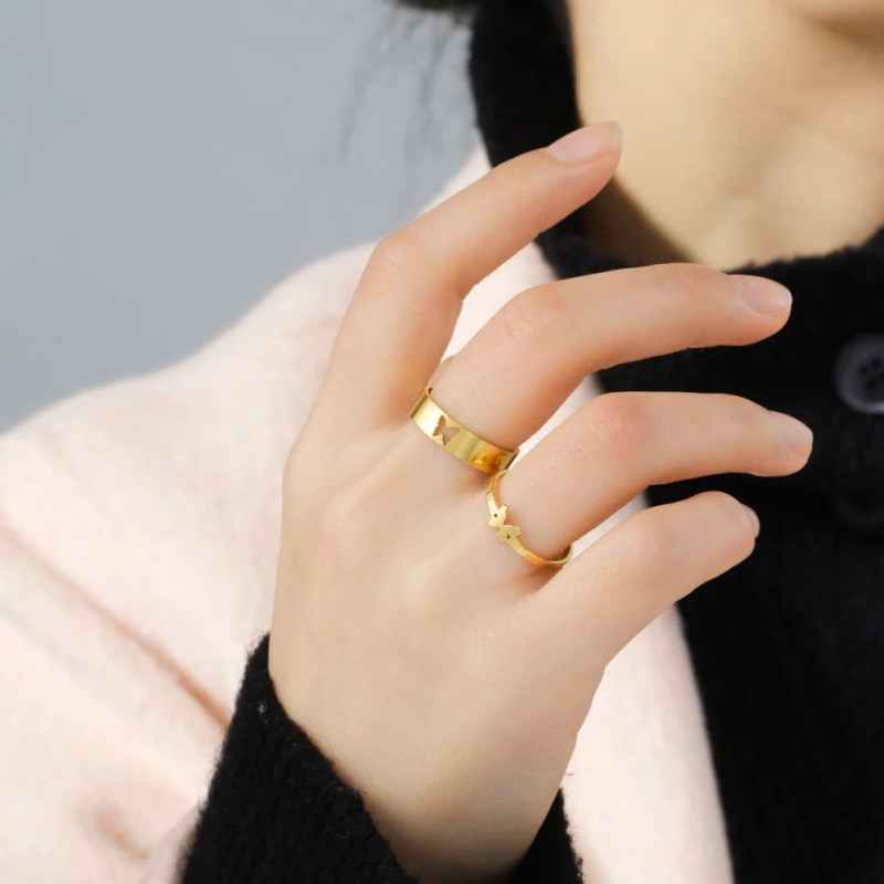 Anello Farfalla Minimalista in Acciaio | Regolabile e Unico