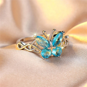 Anello Farfalla Blu 'Luce di Zaffiro' – Eleganza e Magia