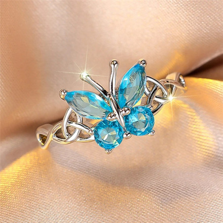 Anello Farfalla Blu 'Luce di Zaffiro' – Eleganza e Magia