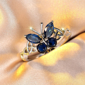 Anello Farfalla Blu 'Splendore Azzurro' | Gioiello Elegante