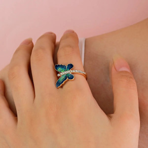 Anello Farfalla 'Ali Oceaniche' – Gioiello Elegante e Unico