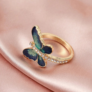 Anello Farfalla 'Ali Oceaniche' – Gioiello Elegante e Unico