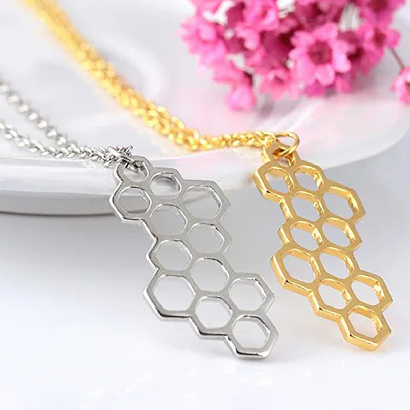 Collana Ape "Alveolo Elegante" | Gioiello Unico Oro & Argento