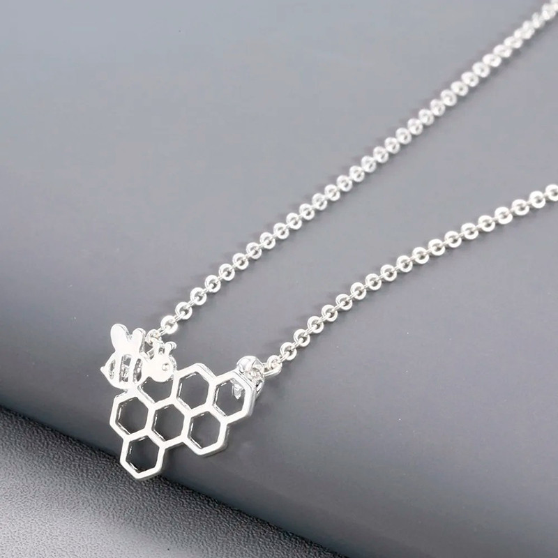Collana Ape "Alveare Elegante" - Gioiello Donna Oro & Argento