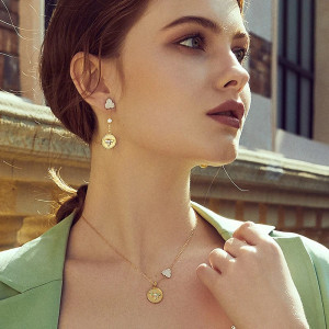 Orecchini Ape 'Pendolo Reale' | Eleganza in Argento 925