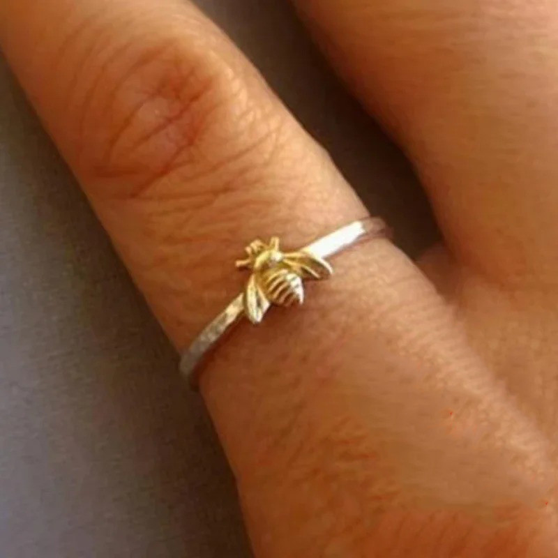 Anello Ape Argento 925: Un Regalo Donna Unico ed Elegante
