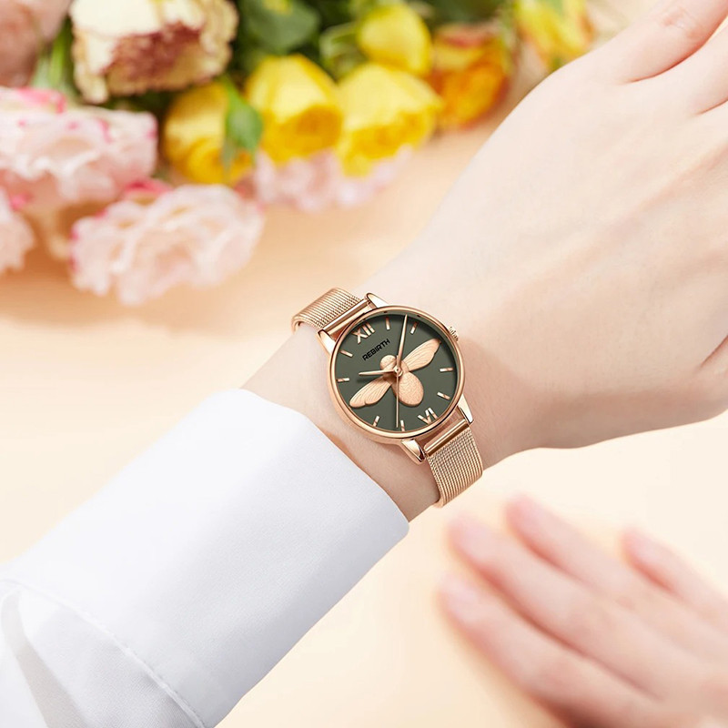 Orologio Ape 'Smeraldo Dorato' - Eleganza Ispirata alla Natura