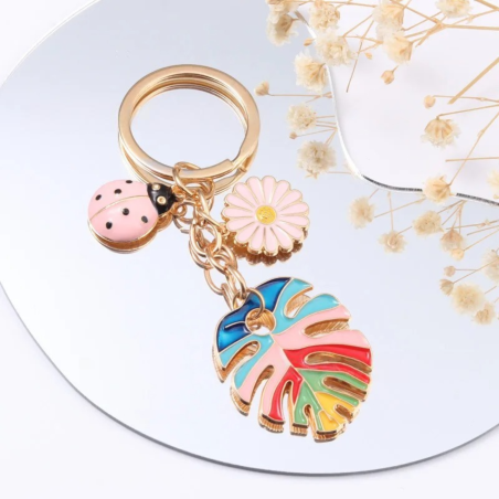 Portachiavi Coccinella Pastello e Foglia Arcobaleno | Idea Regalo