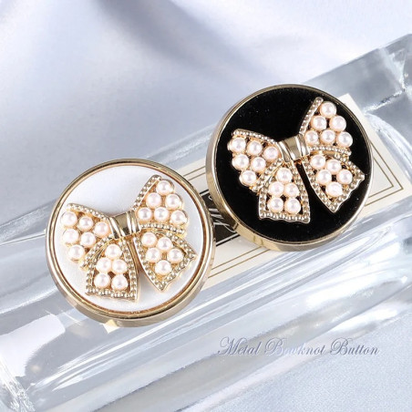 Bottone Gioiello "Fiocco Perlato" | Accessorio Chic e Originale