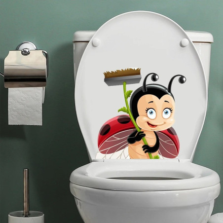 Adesivo Coccinella "Scopa Magica" - Decorazione Murale Originale