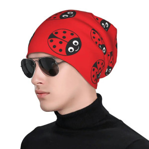 Cuffia Coccinella Sorridente – Calore, stile e allegria!