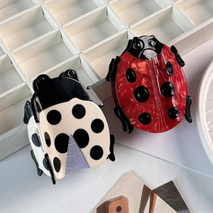 Pinza per Capelli Grande Coccinella | Eleganza e Stile Naturale