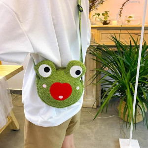 Borsa Rana Peluche "Sorriso a Cuore" – Accessorio Carino e Unico