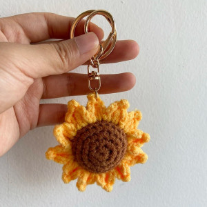 Portachiavi Girasole Fatto a Mano – Sole all'Uncinetto