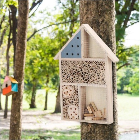 Maison d'abeille modele 1