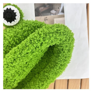 Cappello Rana Occhi Pop – Berretto Peluche Carino e Divertente