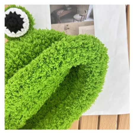 Cappello Rana Occhi Pop – Berretto Peluche Carino e Divertente