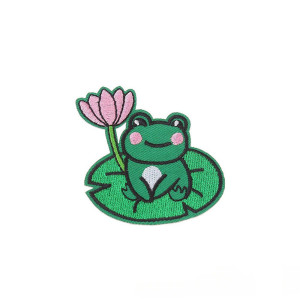 Toppa Termoadesiva Rana con Fiore di Ninfea – Ricamo 6,2 cm