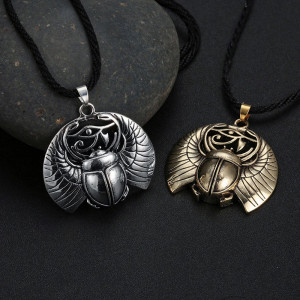 Collana Scarabeo Mistico con Occhio di Horus | Amuleto Protettivo