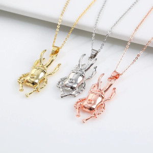 Collana Scarabeo Portafortuna con Cuore | Oro, Argento, Rosa