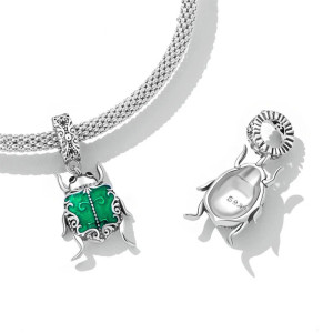 Charm Scarabeo Smeraldo Argento 925 – Talismano Raffinato