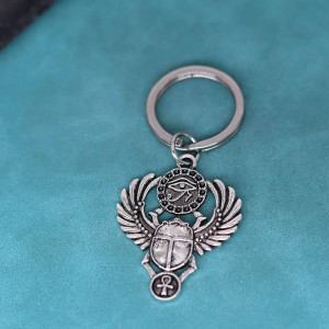 Portachiavi Scarabeo Occhio Sacro – Amuleto Alato Argento Antico