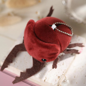 Portachiavi Scarabeo Rubino Morbido – Peluche Rosso Originale