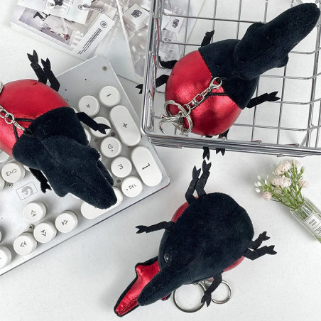 Portachiavi Scarabeo Dinaste Rosso – Effetto Metallizzato e Velluto