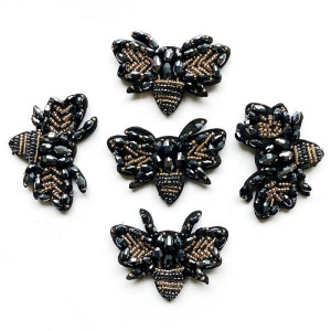 Toppa Ape Nera con Strass | Ricamo Elegante per Fai da Te!