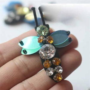 Set 10 Toppe Ape "Ali Boreali" Ricamate con Strass Colorati