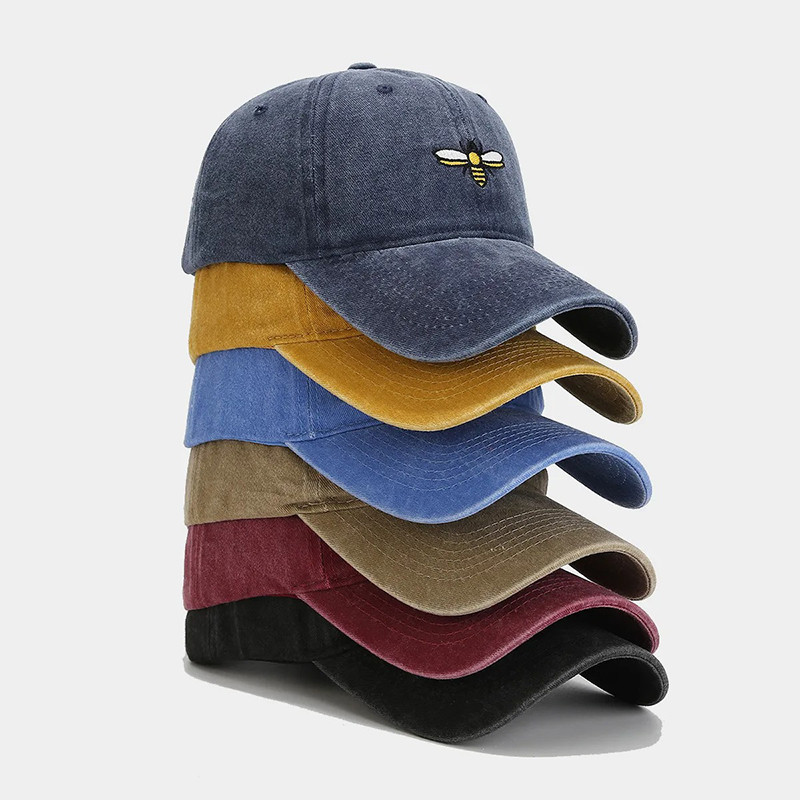 Cappellino Ape Ricamato | Stile Vintage & Idea Regalo Donna