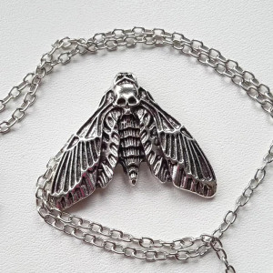 Collana Falena Gotica Mistica - Gioiello Gotico Argentato!