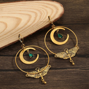 Orecchini Farfalla Luna Smeraldo - Gioielli Eleganti e Mistici!