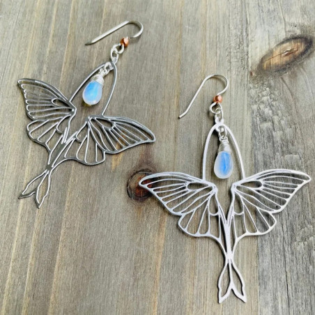 Orecchini Farfalla con Pietra di Luna - Eleganza Naturale!