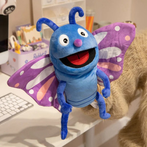 Peluche Farfalla Sorridente - Morbidezza & Colori Primaverili