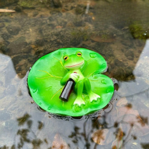 Statuetta Rana Relax "Aperitivo" - Deco Giardino Umoristica