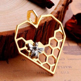 Pendentif nid d'abeille sculpté en alliage à base de Zinc couleur or et argent details