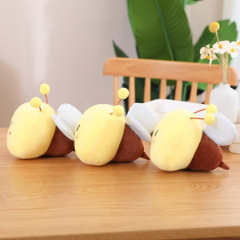 peluches 3 bébés abeilles dans une enveloppe coussin petit pois