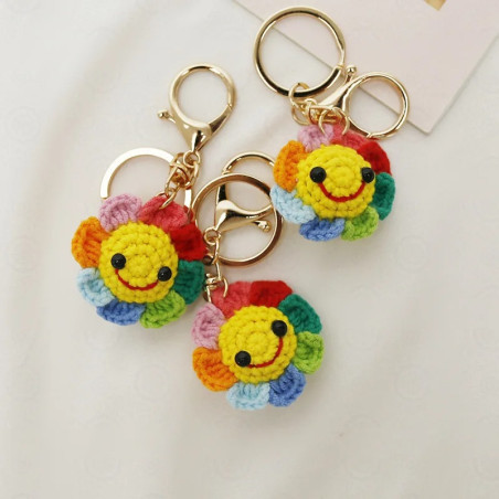 Porte-clé doudou marguerite multicolore vue devant
