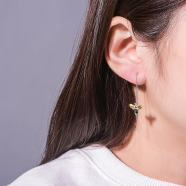 Chaînes d'oreille petites abeilles